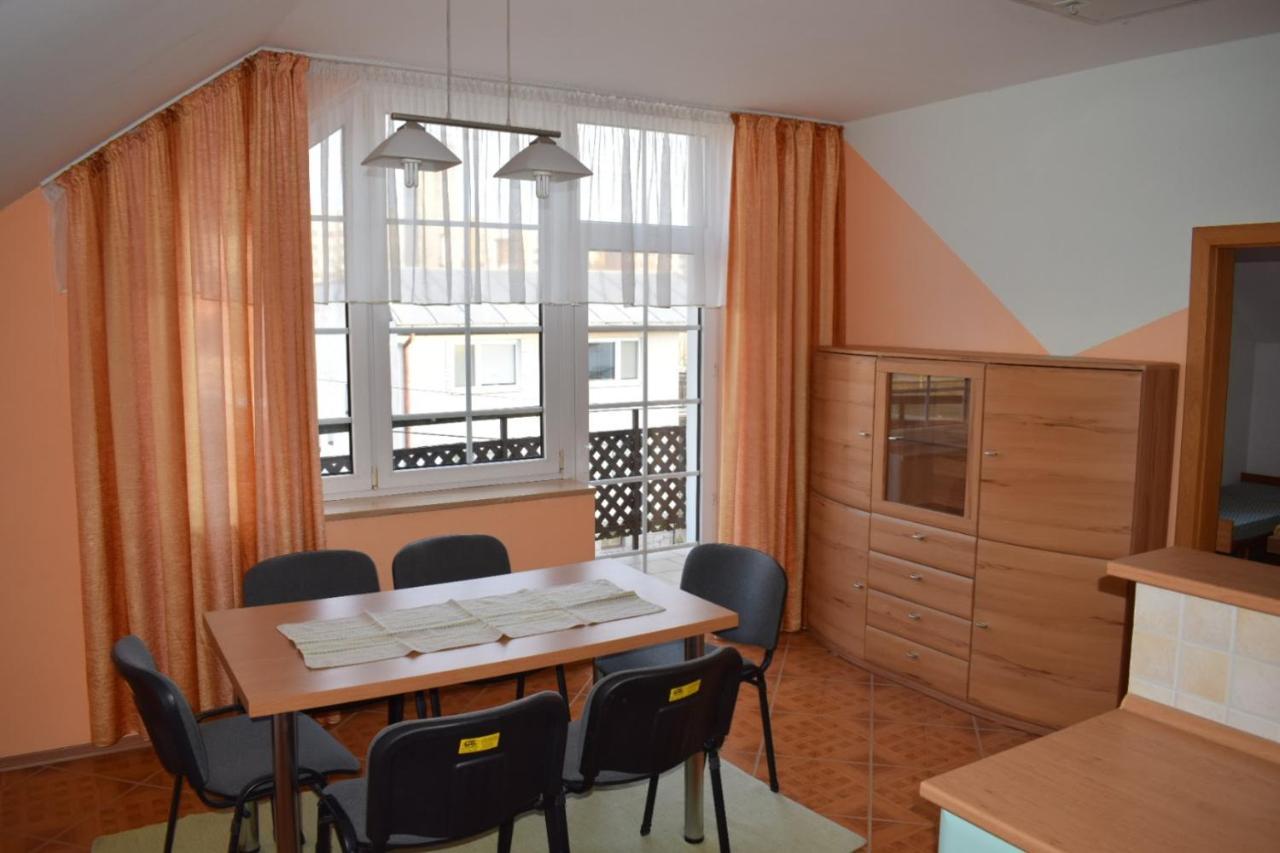 Comenius Apartments - Apartmany Na Rohu Svidnik Extérieur photo