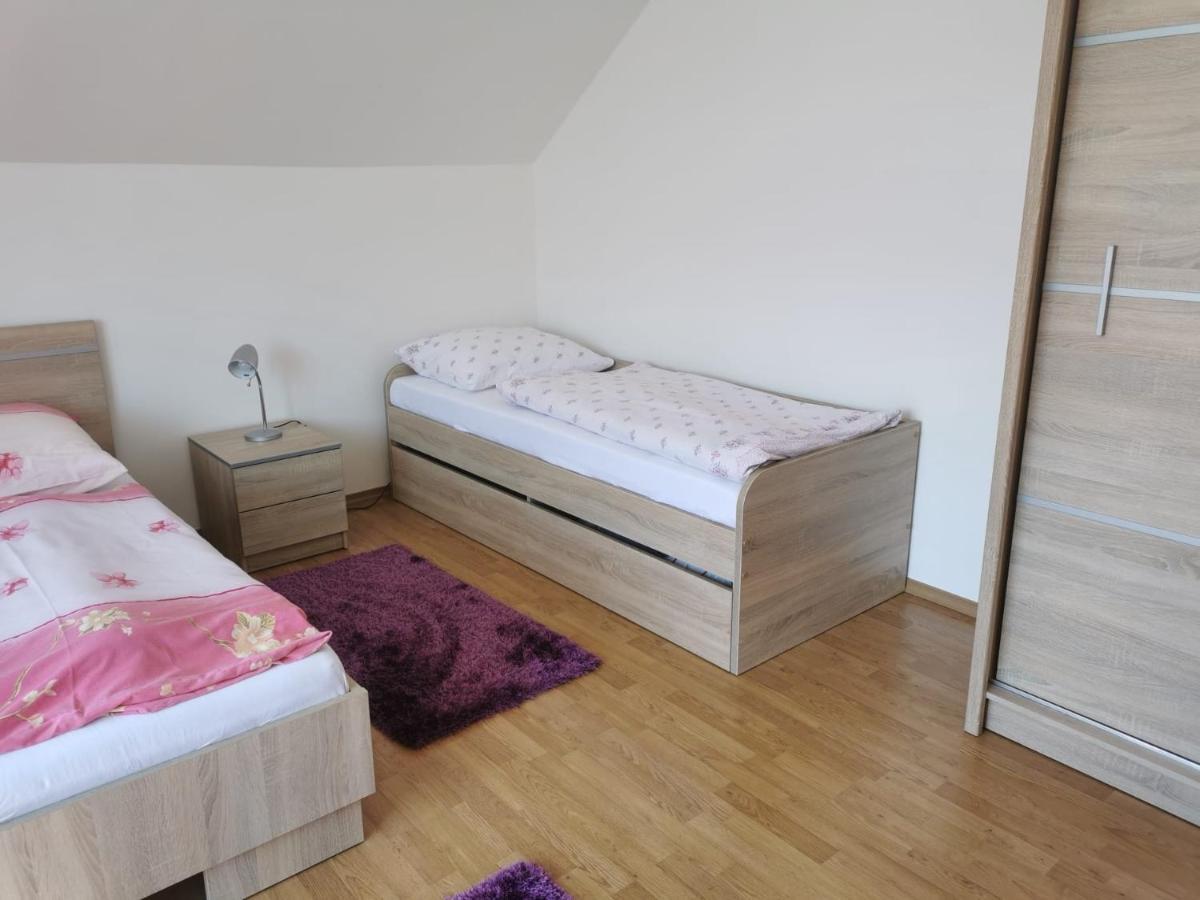 Comenius Apartments - Apartmany Na Rohu Svidnik Extérieur photo