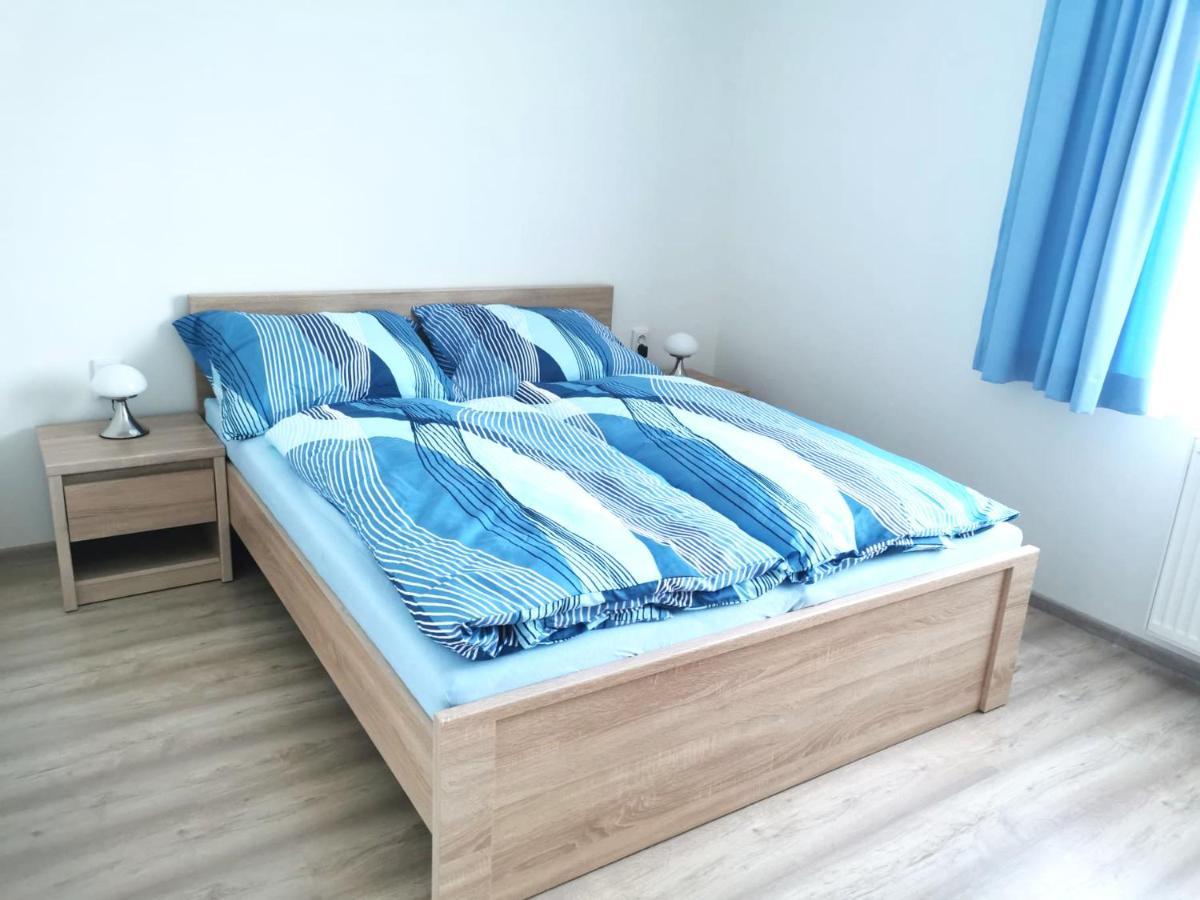 Comenius Apartments - Apartmany Na Rohu Svidnik Extérieur photo