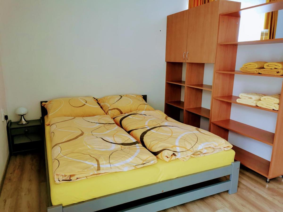 Comenius Apartments - Apartmany Na Rohu Svidnik Extérieur photo