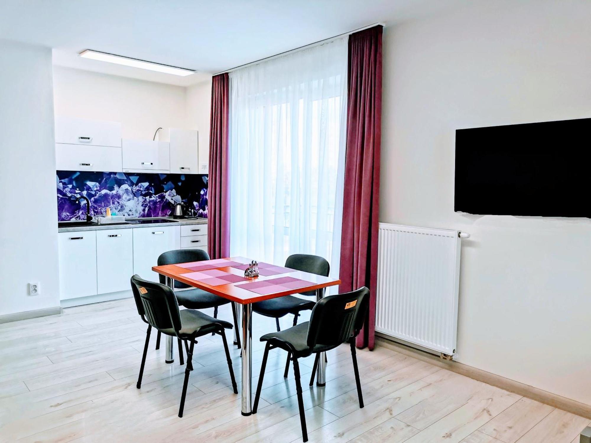 Comenius Apartments - Apartmany Na Rohu Svidnik Extérieur photo