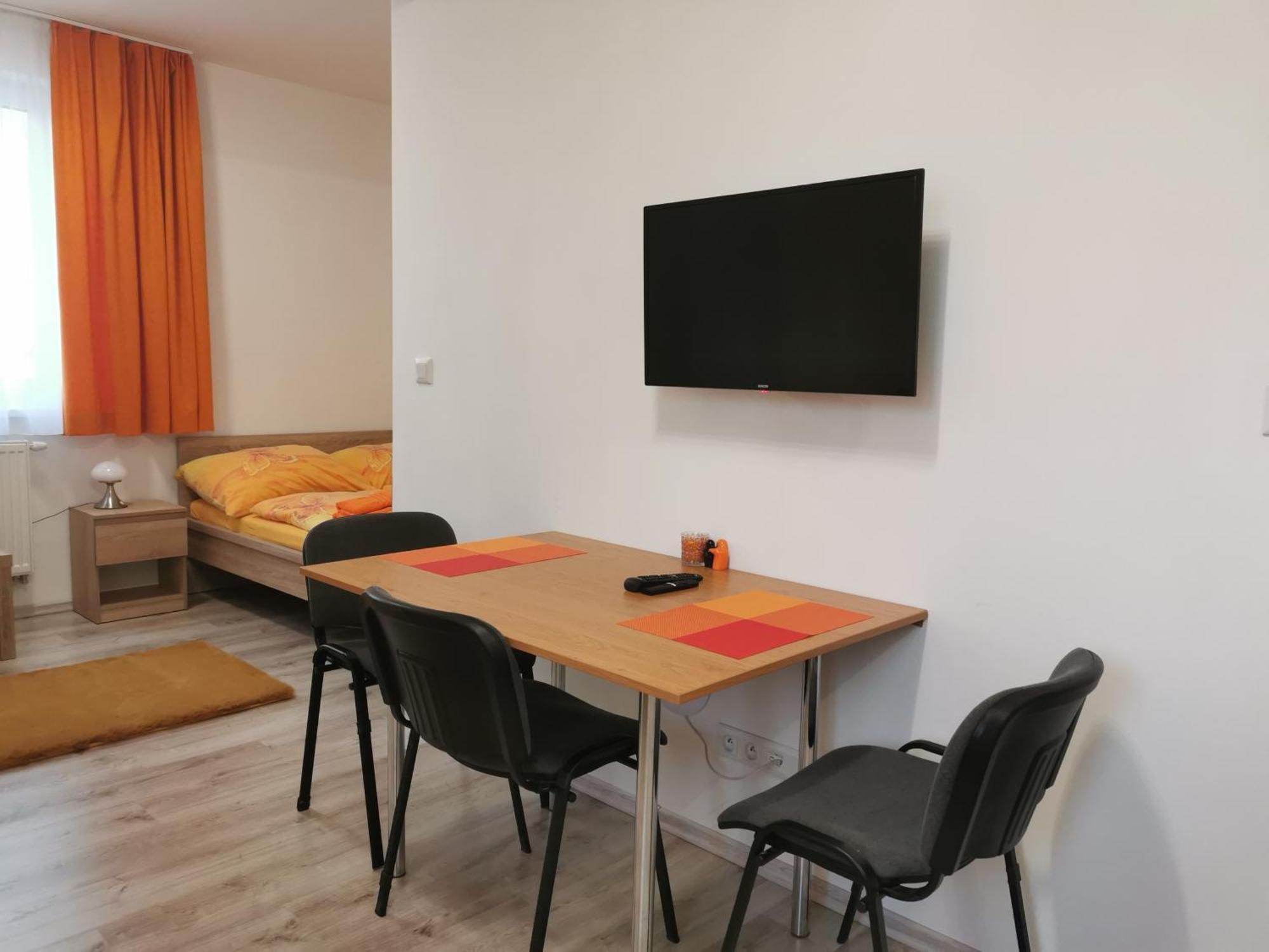 Comenius Apartments - Apartmany Na Rohu Svidnik Chambre photo