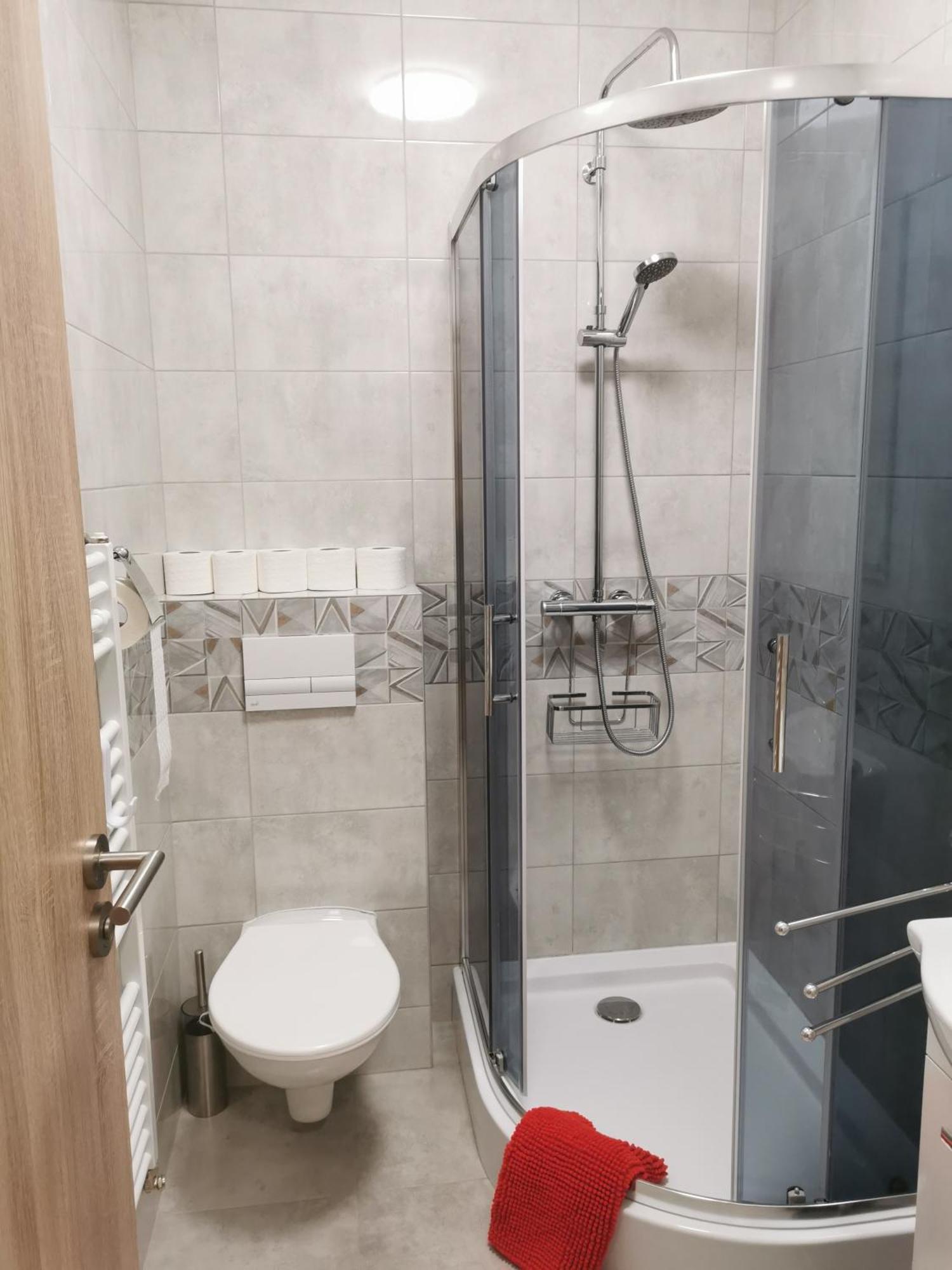 Comenius Apartments - Apartmany Na Rohu Svidnik Chambre photo